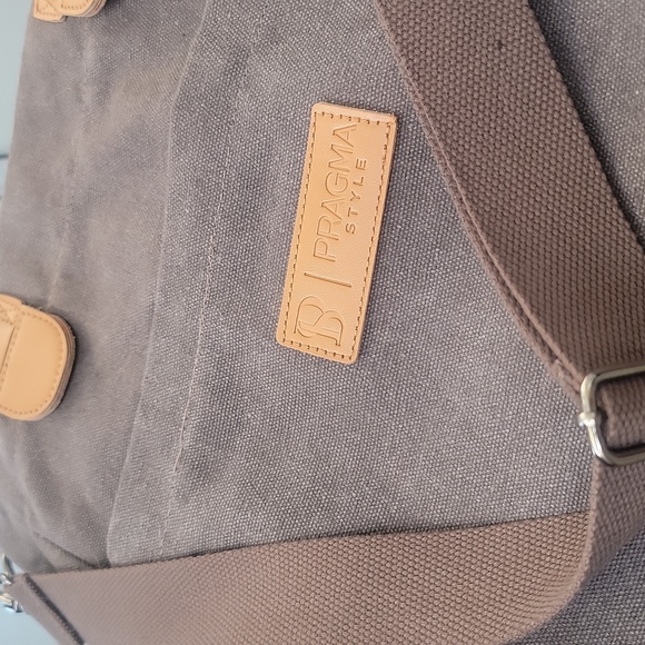 Pragma Converta Tote Bag - Picture 7 of 16